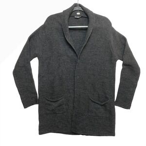 RNT23 Cardigan Sweater Mens Small Charcoal Gray Shawl Collar Longline 6432-1